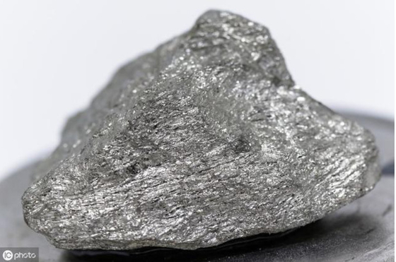 المعدن النيوبيوم المعدن 99.9٪ دقيقة للسبائك عالية درجة الحرارة