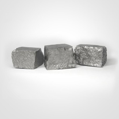 99.9٪ من معدن الإيتريوم Y نادر معادن الأرض للإضافات المعدنية غير الحديدية