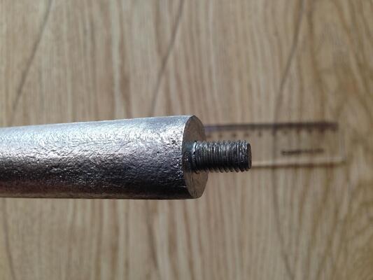 قضبان أنودية مخصصة لخزانات الصلب تقدم حماية جيدة من التآكل والمواد المقاومة للتآكل